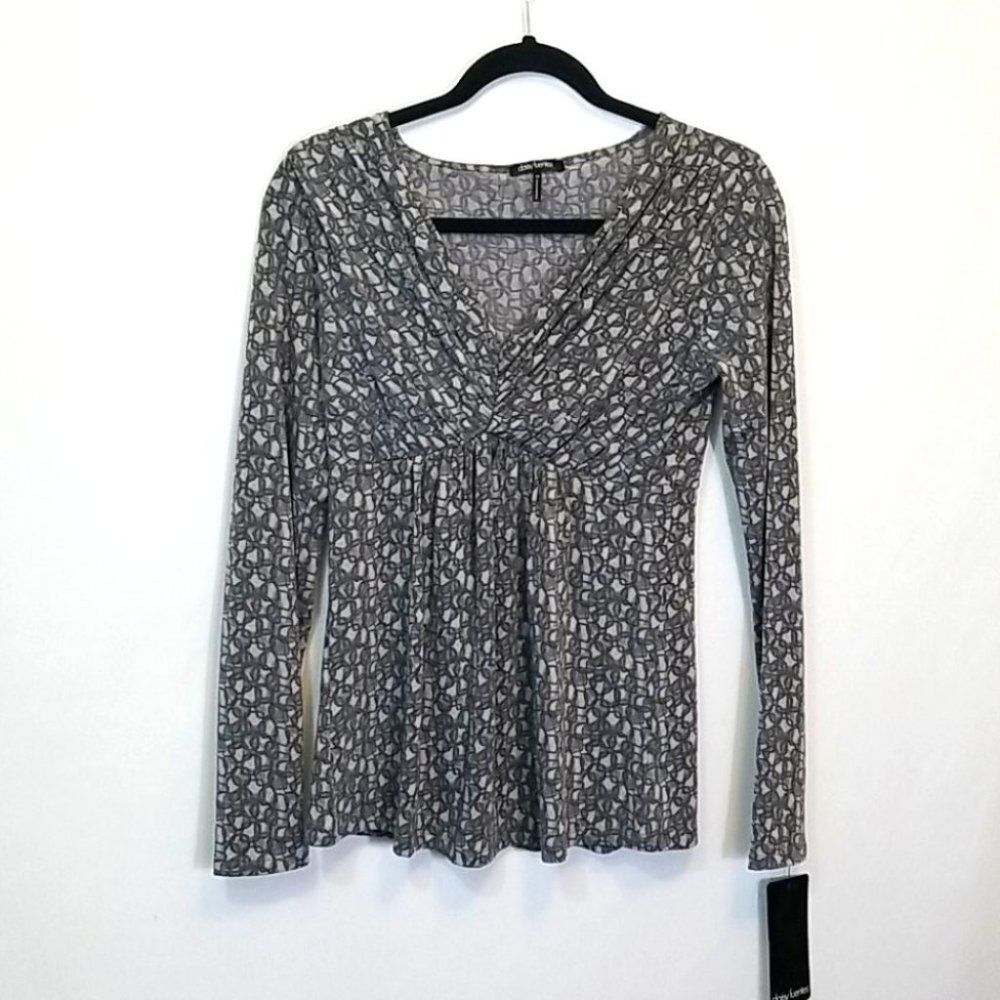 NWT Daisy Fuentes Empire Top XSmall